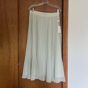 Wilfred Mint Green Pleated Skirt